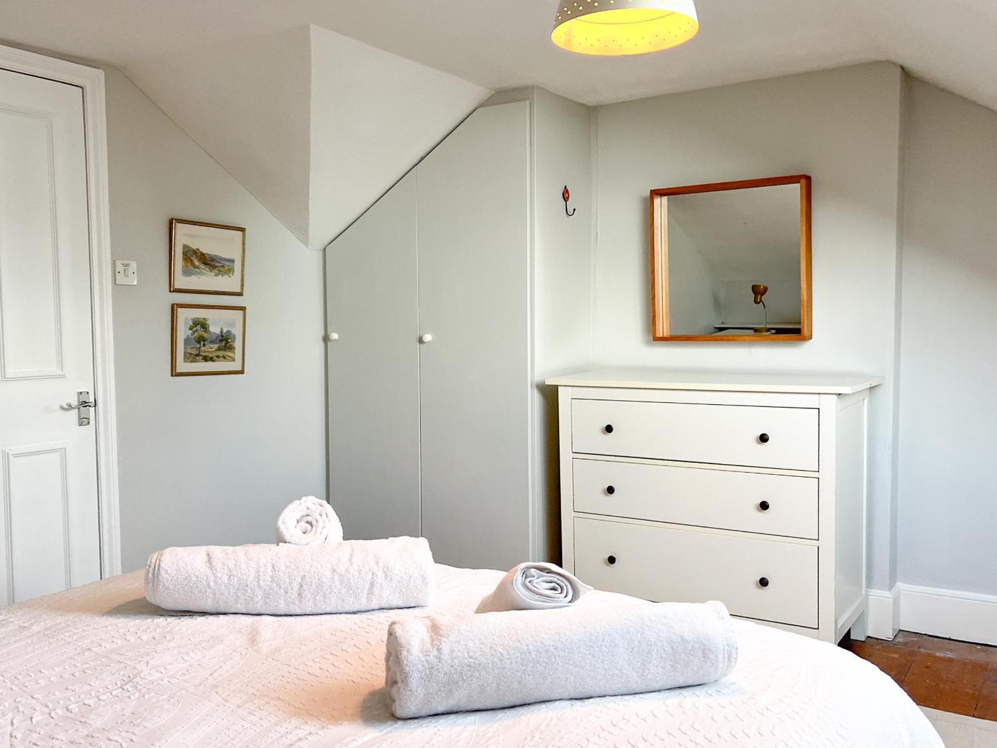 Arden Villa, Sleeps 8, Moments From The Golden Sandy Beach Of Ryde Ryde  Eksteriør bilde