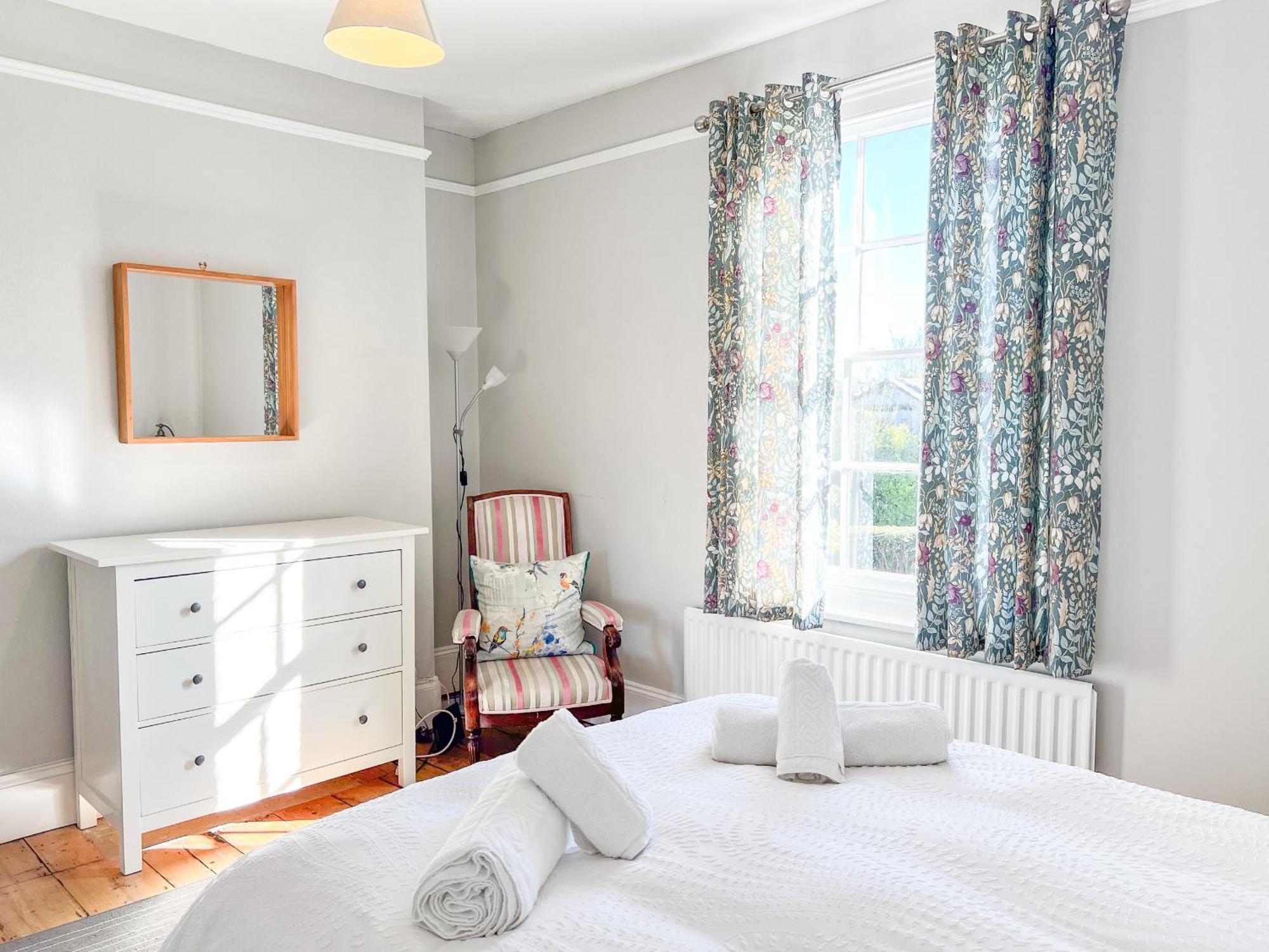 Arden Villa, Sleeps 8, Moments From The Golden Sandy Beach Of Ryde Ryde  Eksteriør bilde